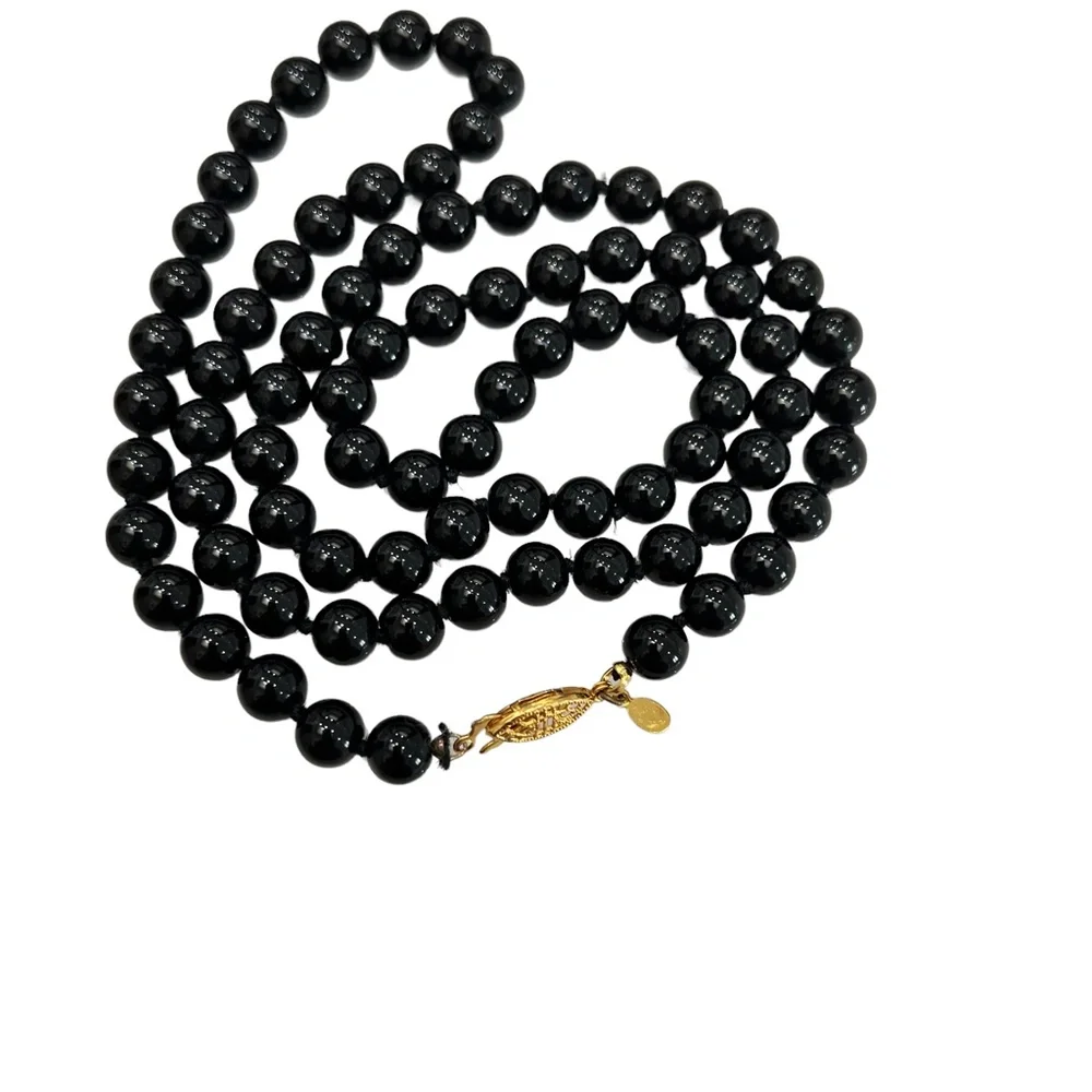 VINTAGE PREMIER DESIGNS CROWN BLACK BEAD NECKLACE WITH GOLD TONE CLASP - 29